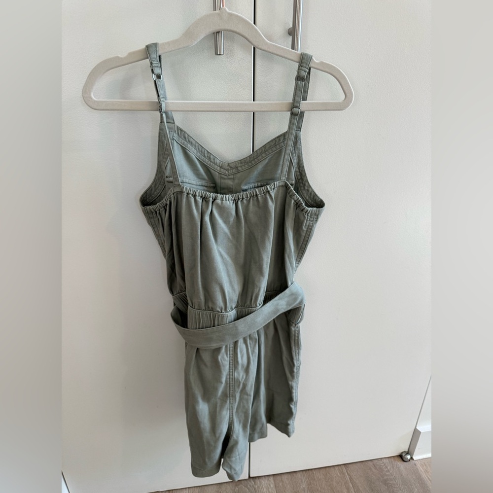 Abercrombie green jumper